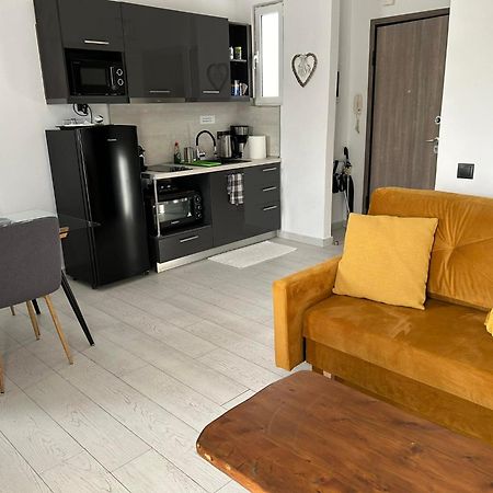 Deluxe Town Hall Square Flat In Historical Center 3 Corfu  외부 사진