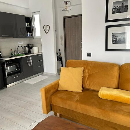 Deluxe Town Hall Square Flat In Historical Center 3 Corfu  외부 사진