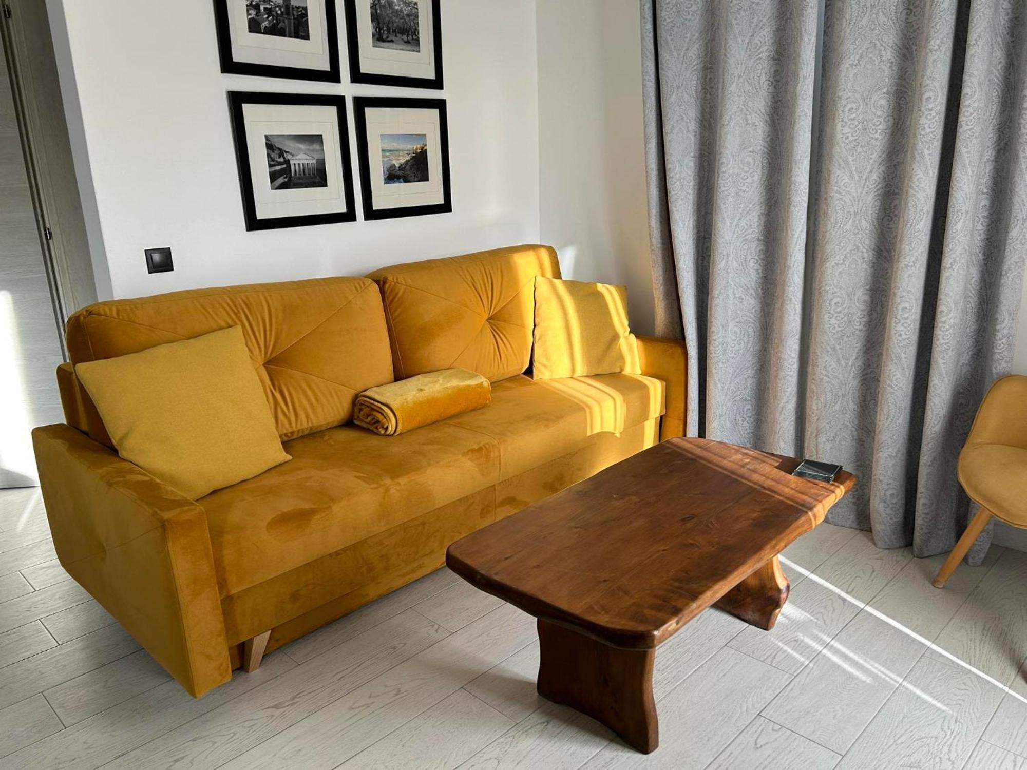 Deluxe Town Hall Square Flat In Historical Center 3 Corfu  외부 사진